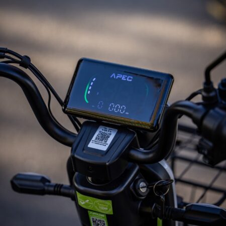 apm2-üçtekerleklielektriklimotosiklet-09