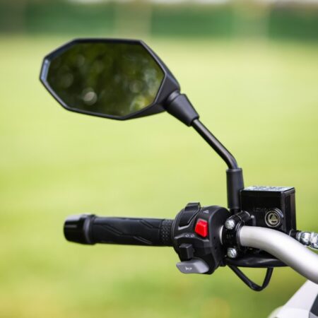 apx7-benzinlimotosiklet-06